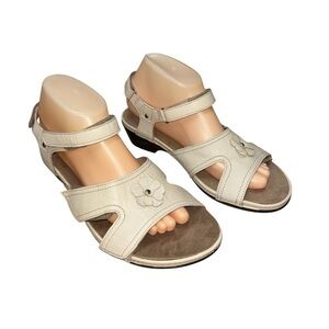 Barefoot Freedom Women's Size 8WW Extra Wide Strappy Orthopedic Sandals Leather